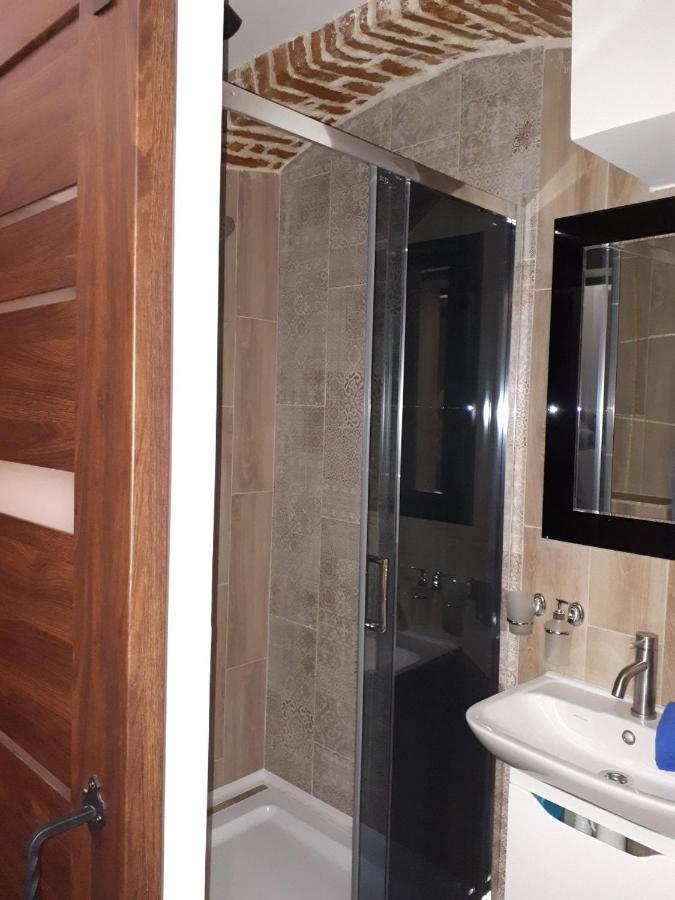 Cozy Loft В Самому Центрі Львова Διαμέρισμα Εξωτερικό φωτογραφία