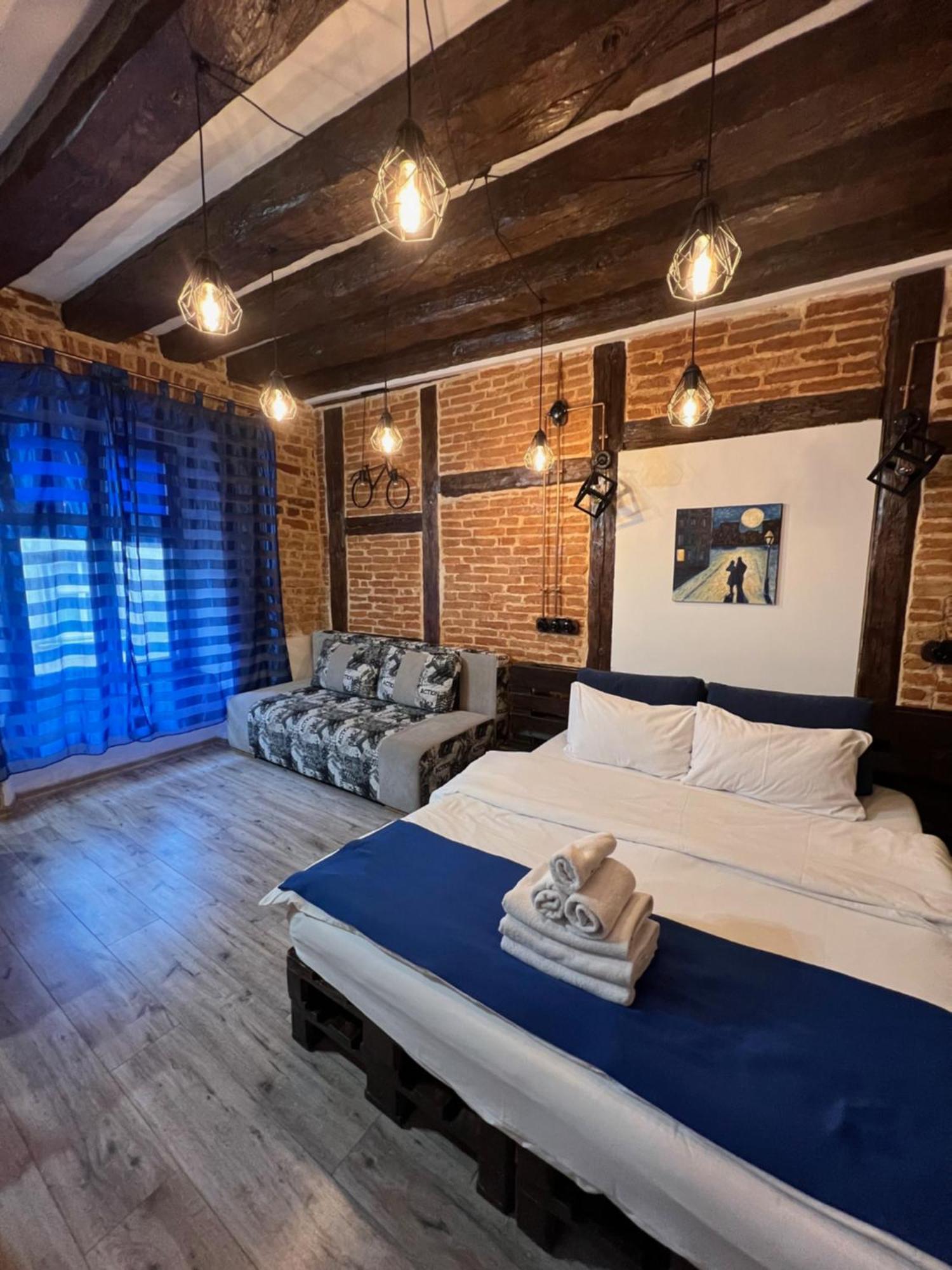 Cozy Loft В Самому Центрі Львова Διαμέρισμα Εξωτερικό φωτογραφία